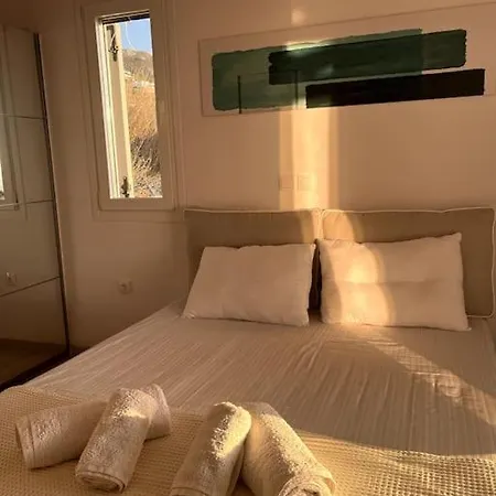 Minimal Blue With Sunset View In Tatil Evi *