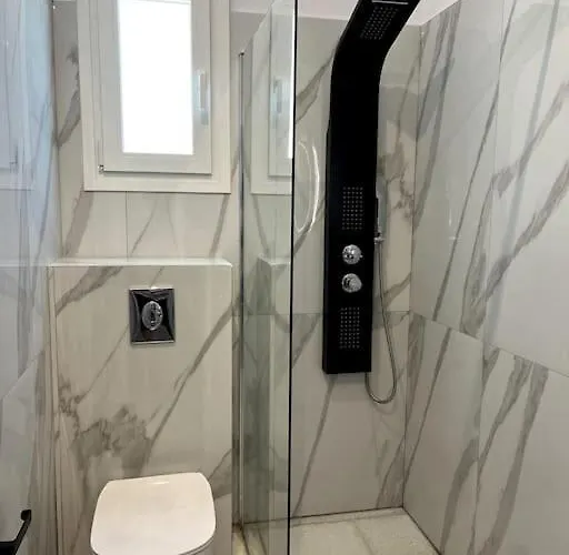 Дом отдыха Minimal Blue With Sunset View In Парос