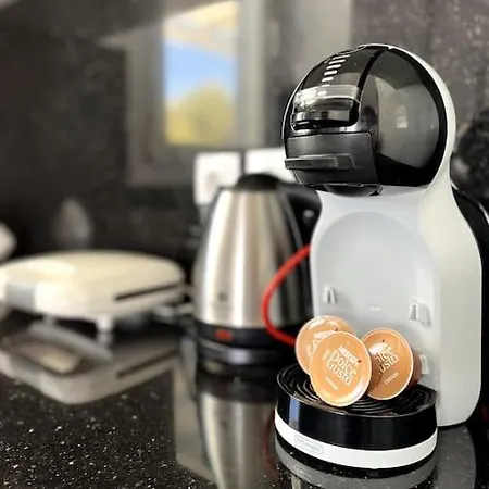 Minimal Blue With Sunset View In Dom wakacyjny *