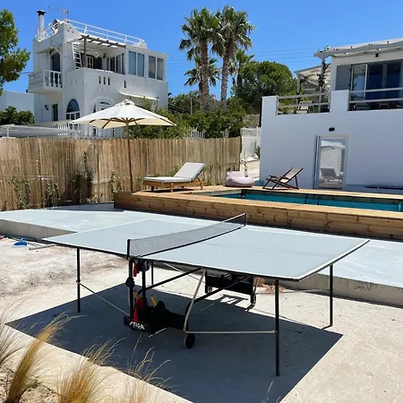 Minimal Blue With Sunset View In Dom wakacyjny *