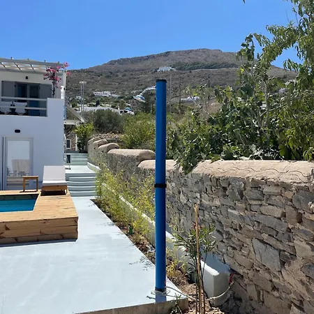 Minimal Blue With Sunset View In Dom wakacyjny *