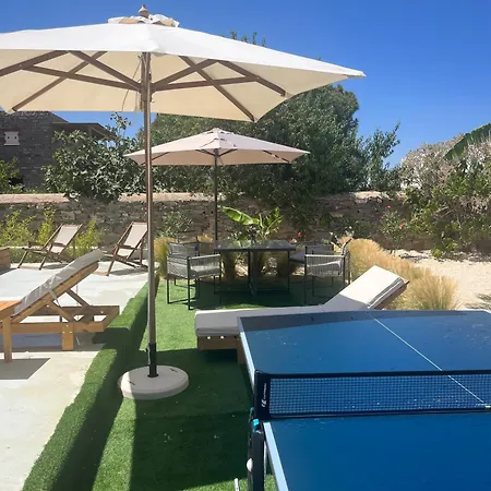 Minimal Blue With Sunset View In باروس