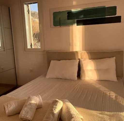 Minimal Blue With Sunset View In Σπίτι διακοπών *