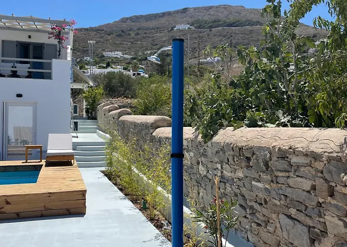 Minimal Blue With Sunset View In בית נופש *