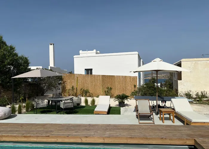 Minimal Blue With Sunset View In *